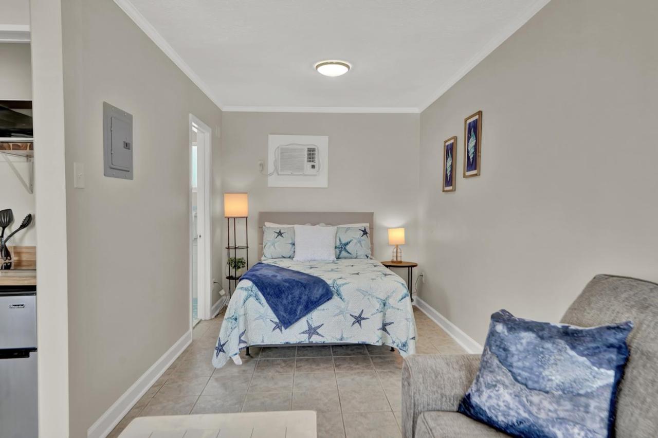 Sea Foam Suites Lower Grand Lagoon Exterior foto